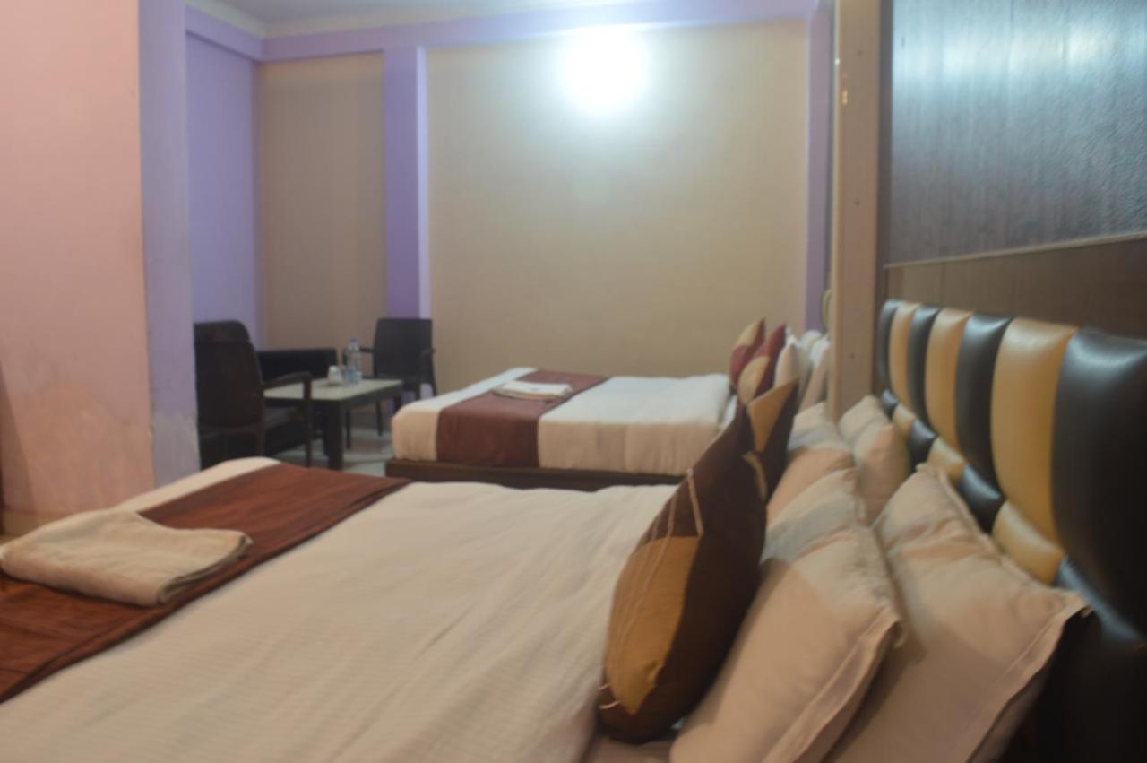 Hotel Apsara , By Soank Hospitality Haridwār Exteriör bild