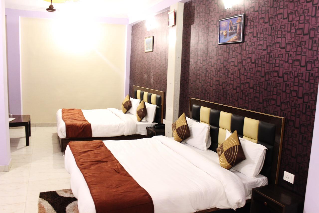 Hotel Apsara , By Soank Hospitality Haridwār Exteriör bild